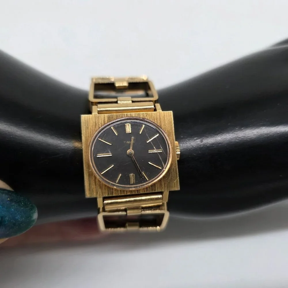 1960s Timex Gold-Tone Square Link Womens Watch Quartz Black Dial Wind Up - Picture 10 of 13
